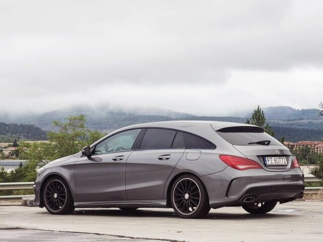 Сірий Мерседес 250, об'ємом двигуна 2 л та пробігом 110 тис. км за 12000 $, фото 1 на Automoto.ua