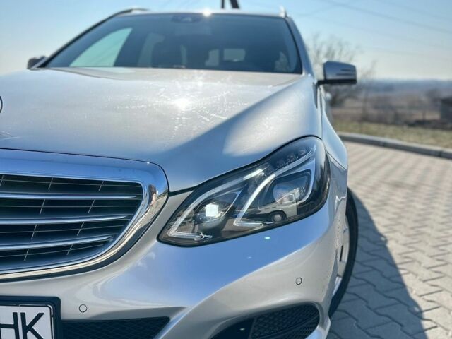 Серый Мерседес 250, объемом двигателя 2.1 л и пробегом 380 тыс. км за 15500 $, фото 1 на Automoto.ua