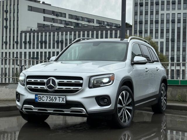 Серый Мерседес 250, объемом двигателя 2 л и пробегом 63 тыс. км за 30900 $, фото 1 на Automoto.ua