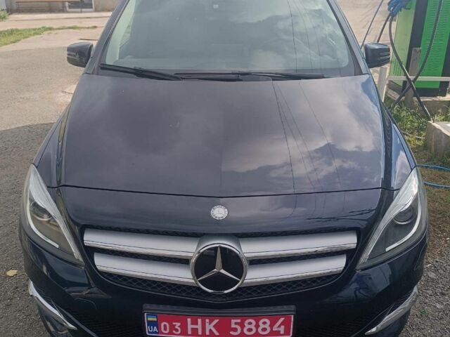 Синій Мерседес 250, об'ємом двигуна 0 л та пробігом 104 тис. км за 12200 $, фото 1 на Automoto.ua