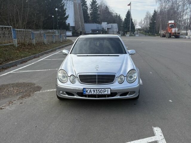 Серый Мерседес 260, объемом двигателя 2.6 л и пробегом 300 тыс. км за 6800 $, фото 1 на Automoto.ua