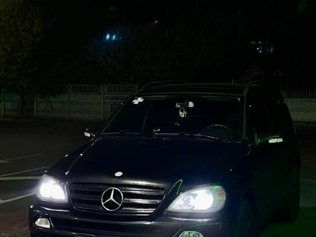 Чорний Мерседес 280, об'ємом двигуна 2.7 л та пробігом 250 тис. км за 7000 $, фото 1 на Automoto.ua