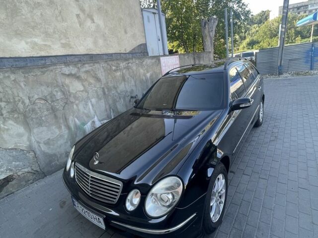 Черный Мерседес 280, объемом двигателя 2.7 л и пробегом 350 тыс. км за 7700 $, фото 1 на Automoto.ua