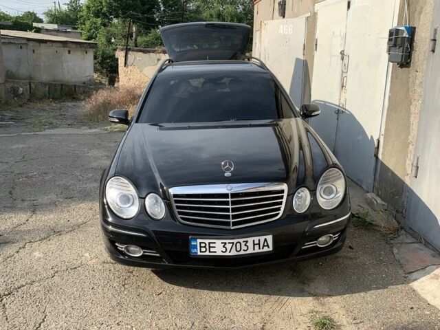 Чорний Мерседес 280, об'ємом двигуна 3 л та пробігом 380 тис. км за 7459 $, фото 1 на Automoto.ua