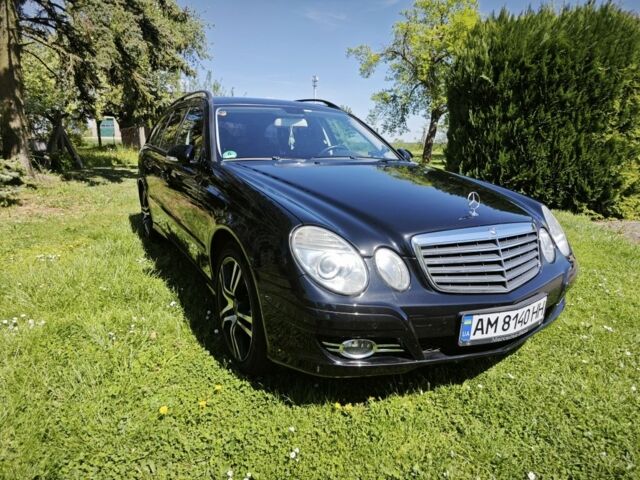 Черный Мерседес 280, объемом двигателя 3 л и пробегом 295 тыс. км за 9500 $, фото 1 на Automoto.ua