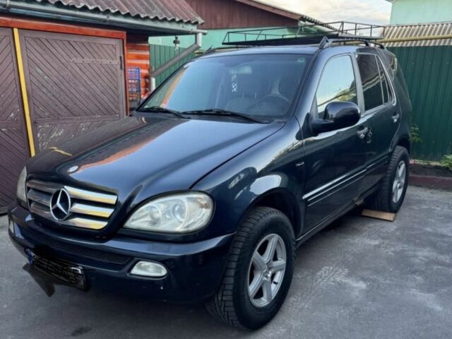 Чорний Мерседес 280, об'ємом двигуна 0 л та пробігом 3 тис. км за 5000 $, фото 1 на Automoto.ua