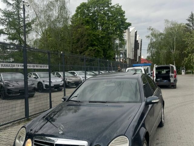 Сірий Мерседес 280, об'ємом двигуна 0 л та пробігом 380 тис. км за 3100 $, фото 1 на Automoto.ua