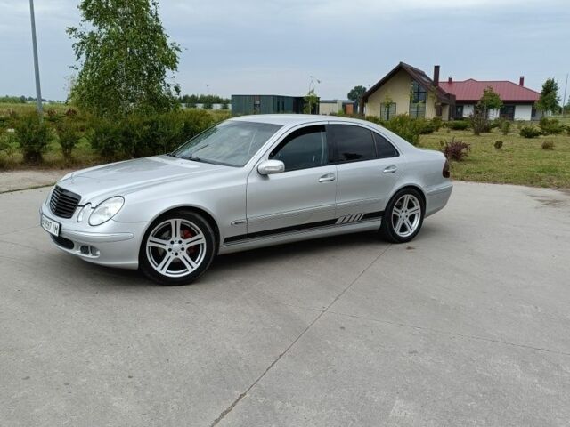 Серый Мерседес 280, объемом двигателя 3.2 л и пробегом 470 тыс. км за 7800 $, фото 1 на Automoto.ua