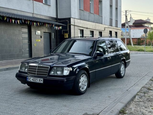 Синий Мерседес 280, объемом двигателя 2.8 л и пробегом 397 тыс. км за 2698 $, фото 1 на Automoto.ua