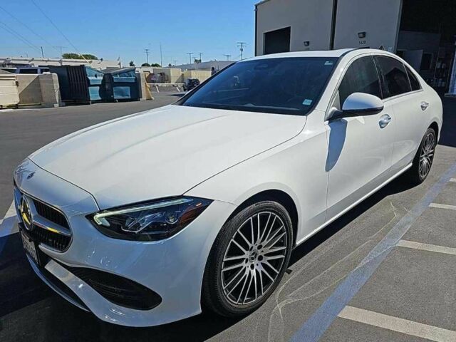 Белый Мерседес 300, объемом двигателя 0 л и пробегом 40 тыс. км за 33450 $, фото 1 на Automoto.ua