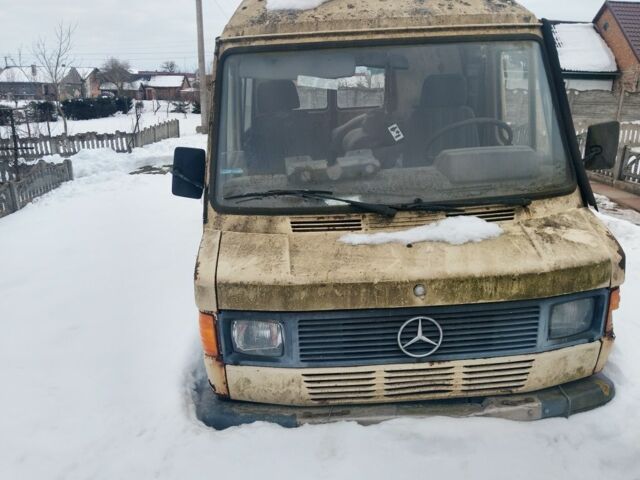 Білий Мерседес 300, об'ємом двигуна 0 л та пробігом 450 тис. км за 743 $, фото 1 на Automoto.ua