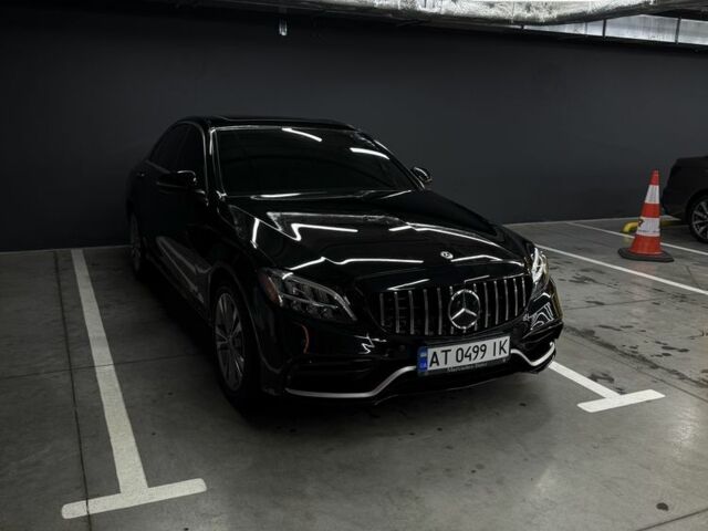 Черный Мерседес 300, объемом двигателя 2 л и пробегом 99 тыс. км за 28200 $, фото 1 на Automoto.ua