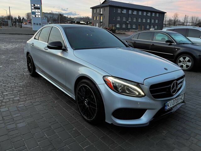 Сірий Мерседес 300, об'ємом двигуна 2 л та пробігом 141 тис. км за 21000 $, фото 1 на Automoto.ua