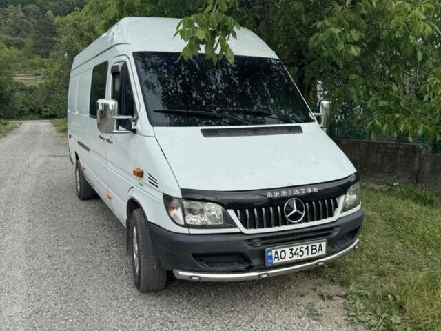 Белый Мерседес 320, объемом двигателя 2.1 л и пробегом 3 тыс. км за 11000 $, фото 1 на Automoto.ua