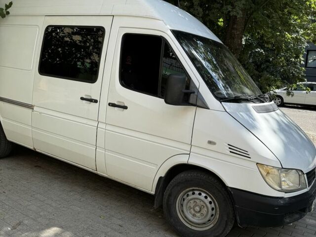 Білий Мерседес 320, об'ємом двигуна 2.1 л та пробігом 400 тис. км за 9022 $, фото 1 на Automoto.ua