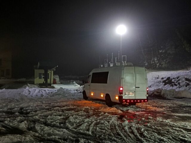 Білий Мерседес 320, об'ємом двигуна 0 л та пробігом 4 тис. км за 8000 $, фото 1 на Automoto.ua