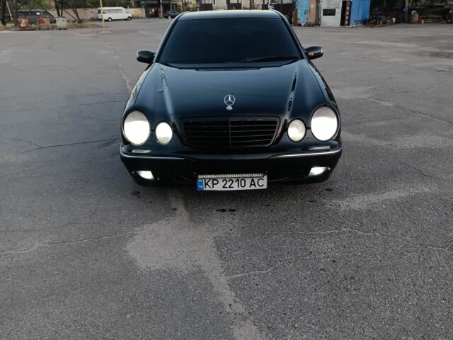 Чорний Мерседес 320, об'ємом двигуна 3 л та пробігом 1 тис. км за 3013 $, фото 1 на Automoto.ua