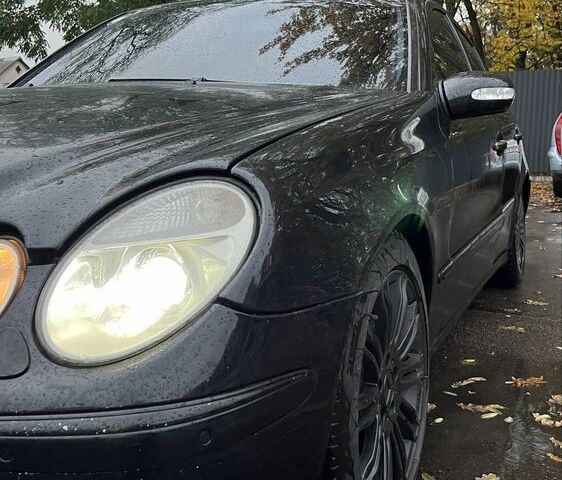 Чорний Мерседес 320, об'ємом двигуна 3.2 л та пробігом 598 тис. км за 4700 $, фото 1 на Automoto.ua