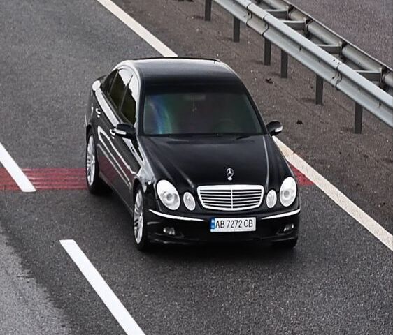 Чорний Мерседес 320, об'ємом двигуна 3.2 л та пробігом 500 тис. км за 5500 $, фото 1 на Automoto.ua