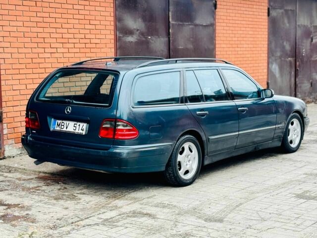 Черный Мерседес 320, объемом двигателя 3.2 л и пробегом 270 тыс. км за 2850 $, фото 1 на Automoto.ua