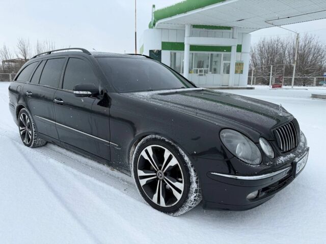 Черный Мерседес 320, объемом двигателя 3.2 л и пробегом 245 тыс. км за 7450 $, фото 1 на Automoto.ua