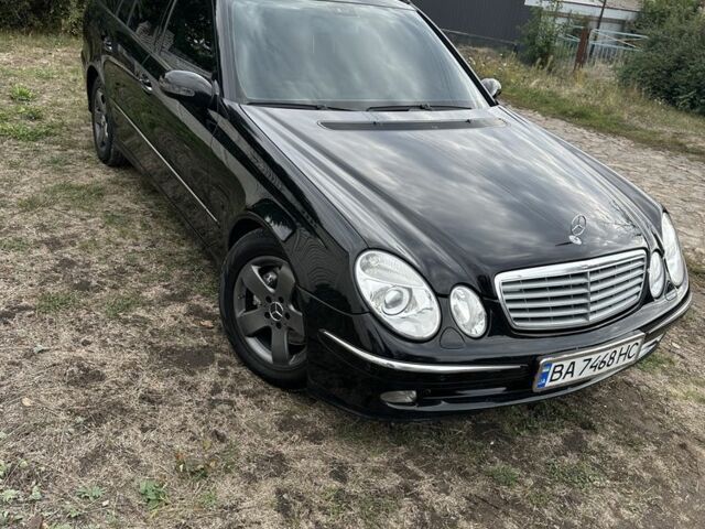 Черный Мерседес 320, объемом двигателя 3.2 л и пробегом 440 тыс. км за 7200 $, фото 1 на Automoto.ua