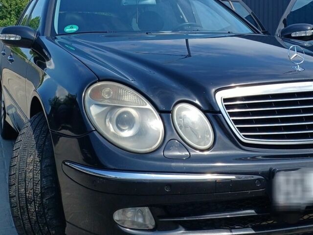 Черный Мерседес 320, объемом двигателя 3.2 л и пробегом 360 тыс. км за 3600 $, фото 1 на Automoto.ua