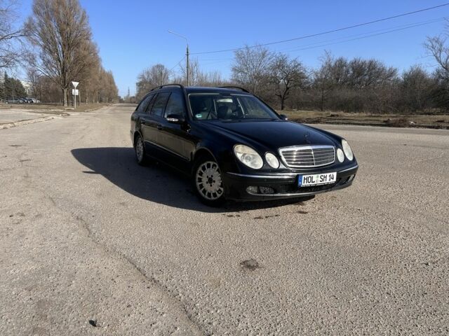Чорний Мерседес 320, об'ємом двигуна 3 л та пробігом 300 тис. км за 3999 $, фото 1 на Automoto.ua