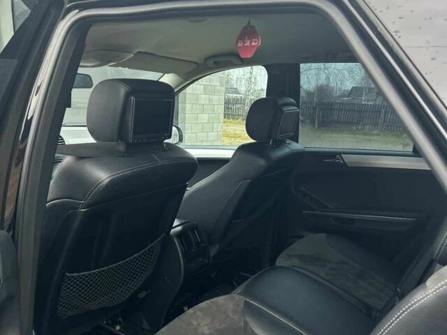 Чорний Мерседес 320, об'ємом двигуна 0 л та пробігом 370 тис. км за 5700 $, фото 1 на Automoto.ua