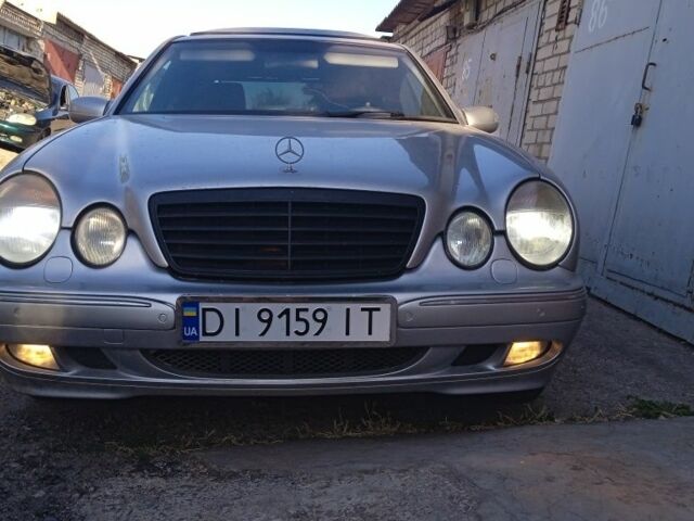 Серый Мерседес 320, объемом двигателя 0 л и пробегом 450 тыс. км за 3999 $, фото 1 на Automoto.ua