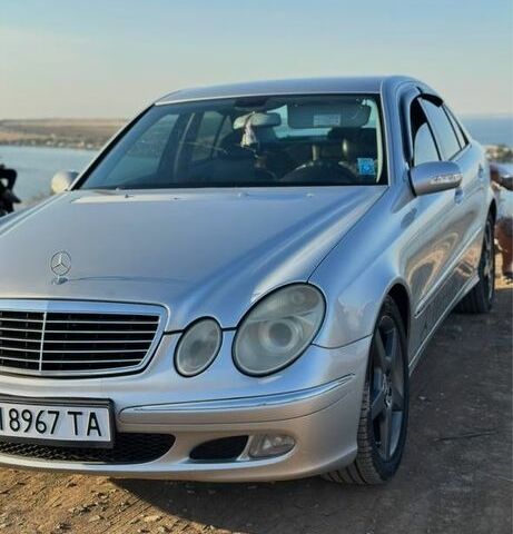 Серый Мерседес 320, объемом двигателя 3.2 л и пробегом 3 тыс. км за 6500 $, фото 1 на Automoto.ua