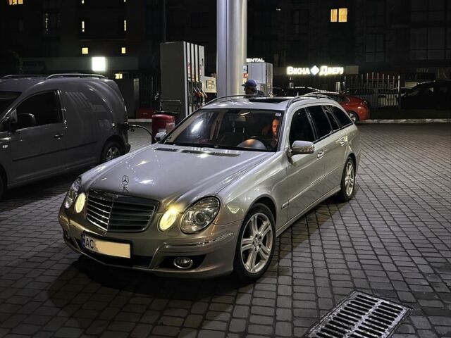 Серый Мерседес 320, объемом двигателя 3 л и пробегом 300 тыс. км за 6700 $, фото 1 на Automoto.ua