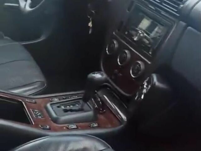 Сірий Мерседес 320, об'ємом двигуна 0 л та пробігом 365 тис. км за 3300 $, фото 1 на Automoto.ua