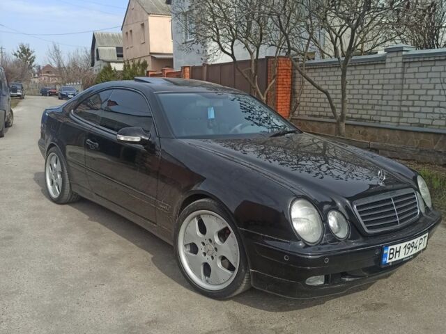 Синий Мерседес 320, объемом двигателя 3.2 л и пробегом 226 тыс. км за 7000 $, фото 1 на Automoto.ua