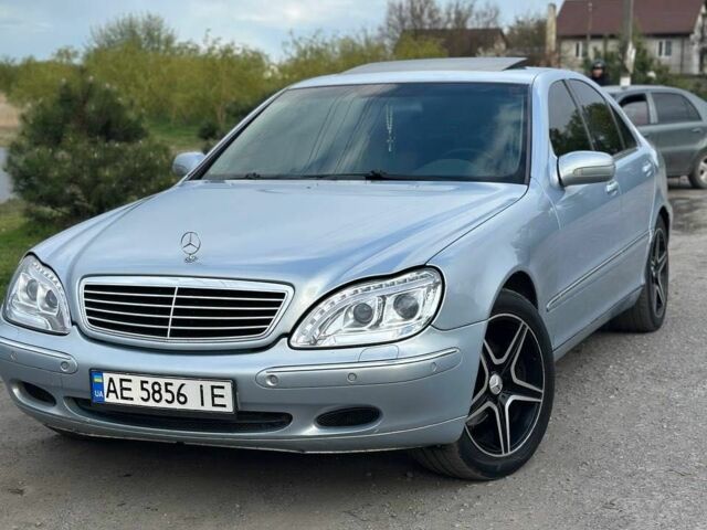 Синій Мерседес 320, об'ємом двигуна 3.2 л та пробігом 270 тис. км за 4513 $, фото 1 на Automoto.ua