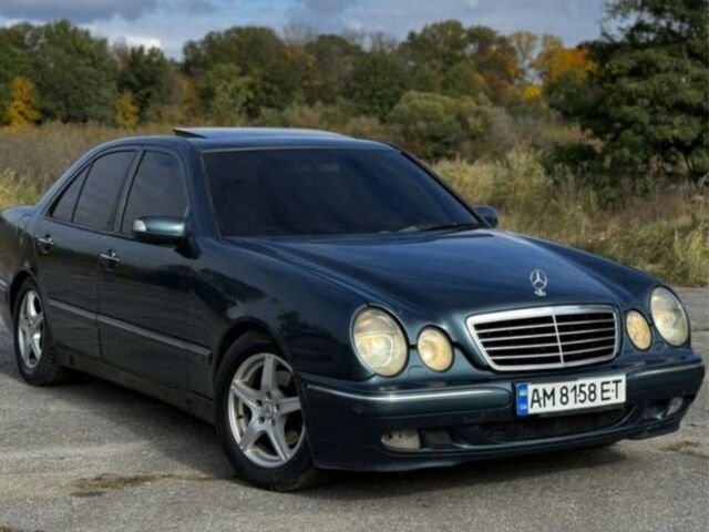 Синий Мерседес 320, объемом двигателя 3.2 л и пробегом 3 тыс. км за 3000 $, фото 1 на Automoto.ua