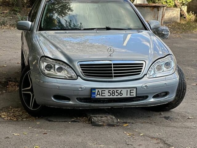 Синій Мерседес 320, об'ємом двигуна 3.2 л та пробігом 253 тис. км за 4017 $, фото 1 на Automoto.ua