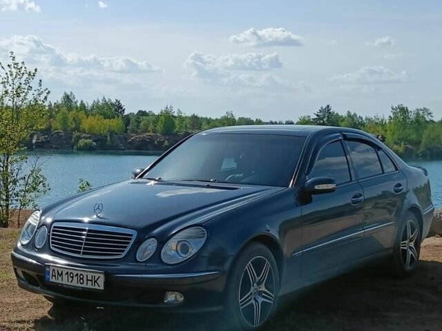 Синій Мерседес 320, об'ємом двигуна 0.32 л та пробігом 350 тис. км за 7200 $, фото 1 на Automoto.ua