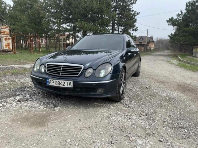 Синій Мерседес 320, об'ємом двигуна 3.2 л та пробігом 380 тис. км за 6200 $, фото 1 на Automoto.ua