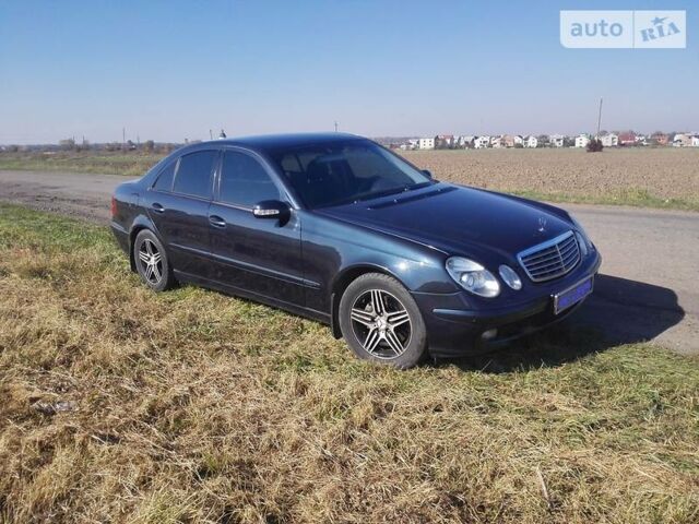 Синій Мерседес 320, об'ємом двигуна 3.2 л та пробігом 400 тис. км за 9000 $, фото 1 на Automoto.ua