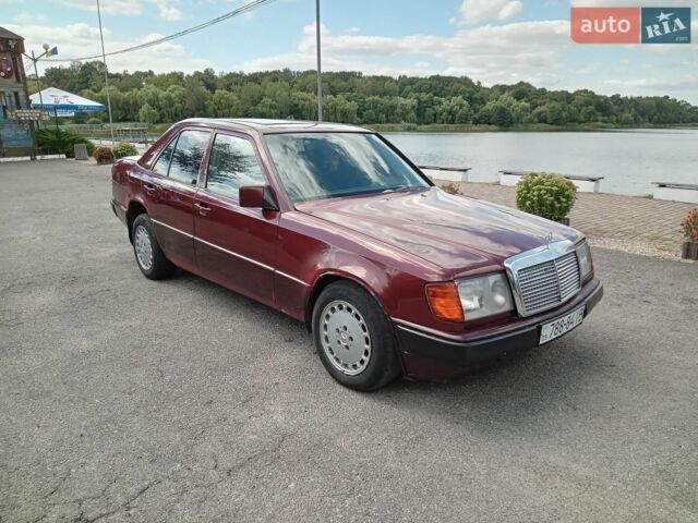 Мерседес 320 Pullman, об'ємом двигуна 0 л та пробігом 365 тис. км за 1050 $, фото 1 на Automoto.ua