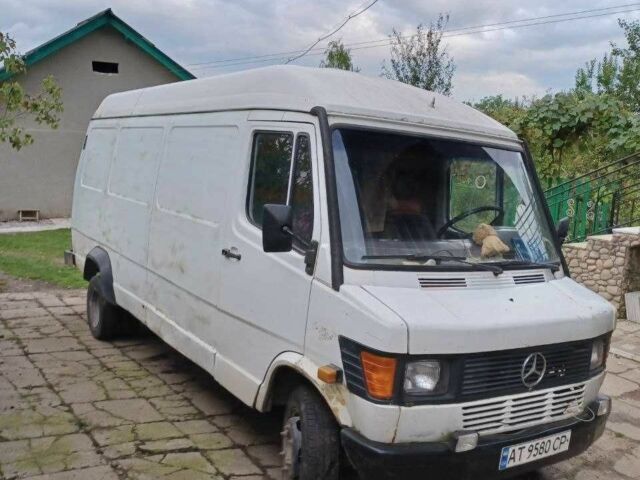 Мерседес 410, об'ємом двигуна 0 л та пробігом 0 тис. км за 2500 $, фото 1 на Automoto.ua