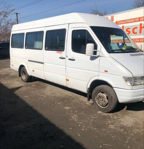 Мерседес 412, об'ємом двигуна 0 л та пробігом 0 тис. км за 6041 $, фото 1 на Automoto.ua