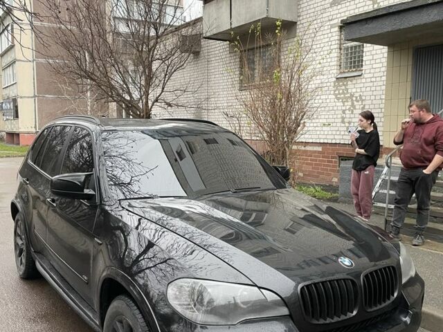 Черный Мерседес 500, объемом двигателя 4.8 л и пробегом 360 тыс. км за 8499 $, фото 1 на Automoto.ua