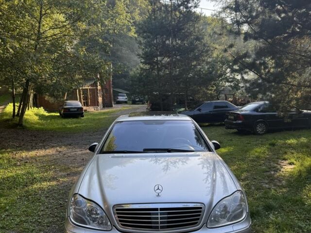 Мерседес 500 2001 у Хусте на Automoto.ua Сірий Мерседес 500, об'ємом двигуна 5 л та пробігом 350 тис. км за 8500 $, фото 1 на Automoto.ua