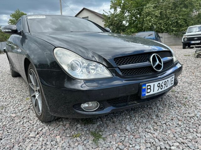 Чорний Мерседес 6510, об'ємом двигуна 3.5 л та пробігом 310 тис. км за 9200 $, фото 1 на Automoto.ua