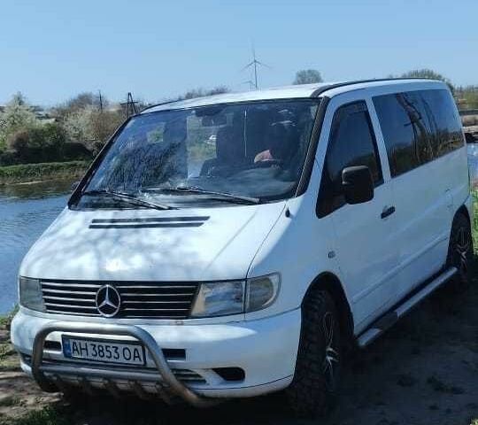 Белый Мерседес 8, объемом двигателя 2.1 л и пробегом 3 тыс. км за 4500 $, фото 1 на Automoto.ua