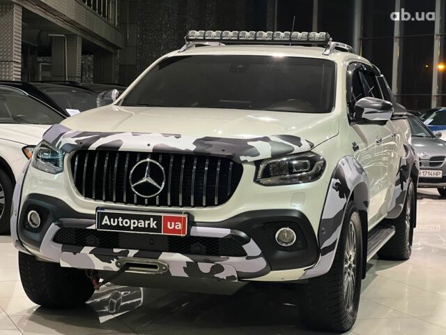 Білий Мерседес 95 XF 380, об'ємом двигуна 3 л та пробігом 105 тис. км за 46990 $, фото 1 на Automoto.ua