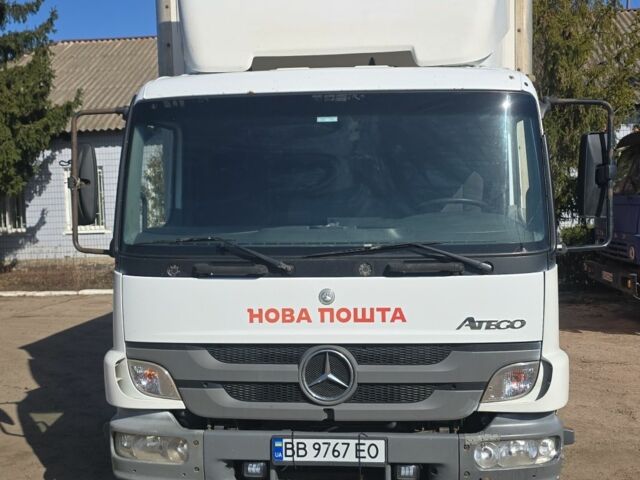 Белый Мерседес А класс, объемом двигателя 4.2 л и пробегом 700 тыс. км за 26000 $, фото 1 на Automoto.ua