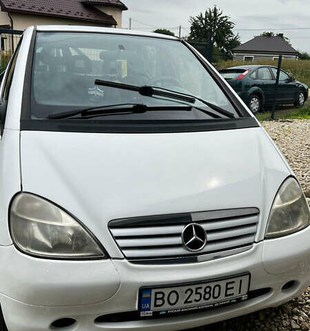 Білий Мерседес А клас, об'ємом двигуна 1.6 л та пробігом 270 тис. км за 3500 $, фото 1 на Automoto.ua